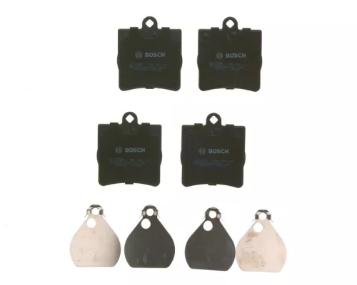 BOSCH Brake Pad Set, disc brake (0986494016)