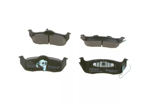 BOSCH Brake Pad Set, disc brake (0986494142)