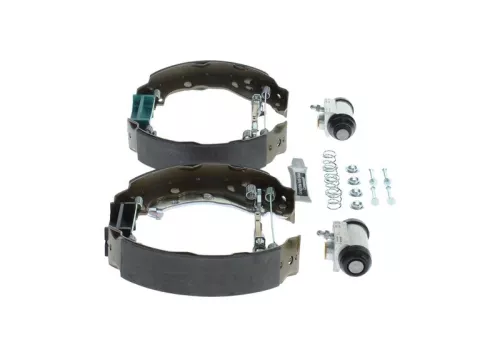 BOSCH Brake Shoe Set (0204114680)