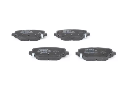 BOSCH Brake Pad Set, disc brake (0986494767)